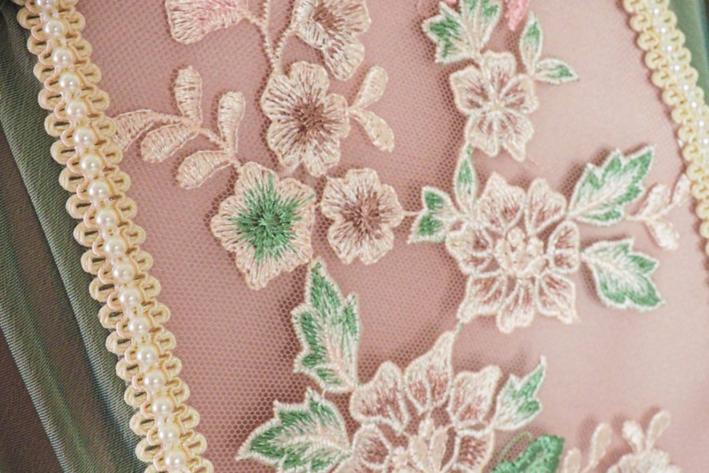 Modèle 1 Vintage rose et vert détail